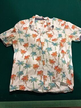 Retrofit White Short Sleeve Shirt with Orange & Teal Palm Print